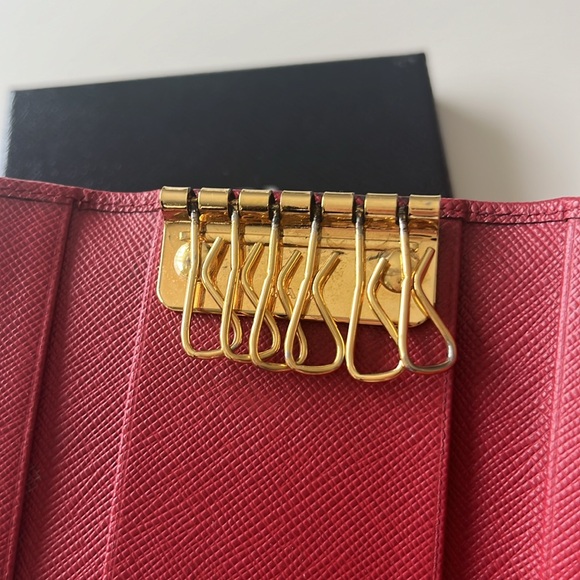 Prada Bow Key Holder Wallet - Picture 4 of 10